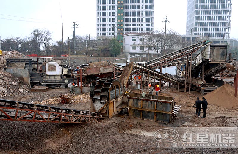 建筑垃圾處理廠現(xiàn)場(chǎng)